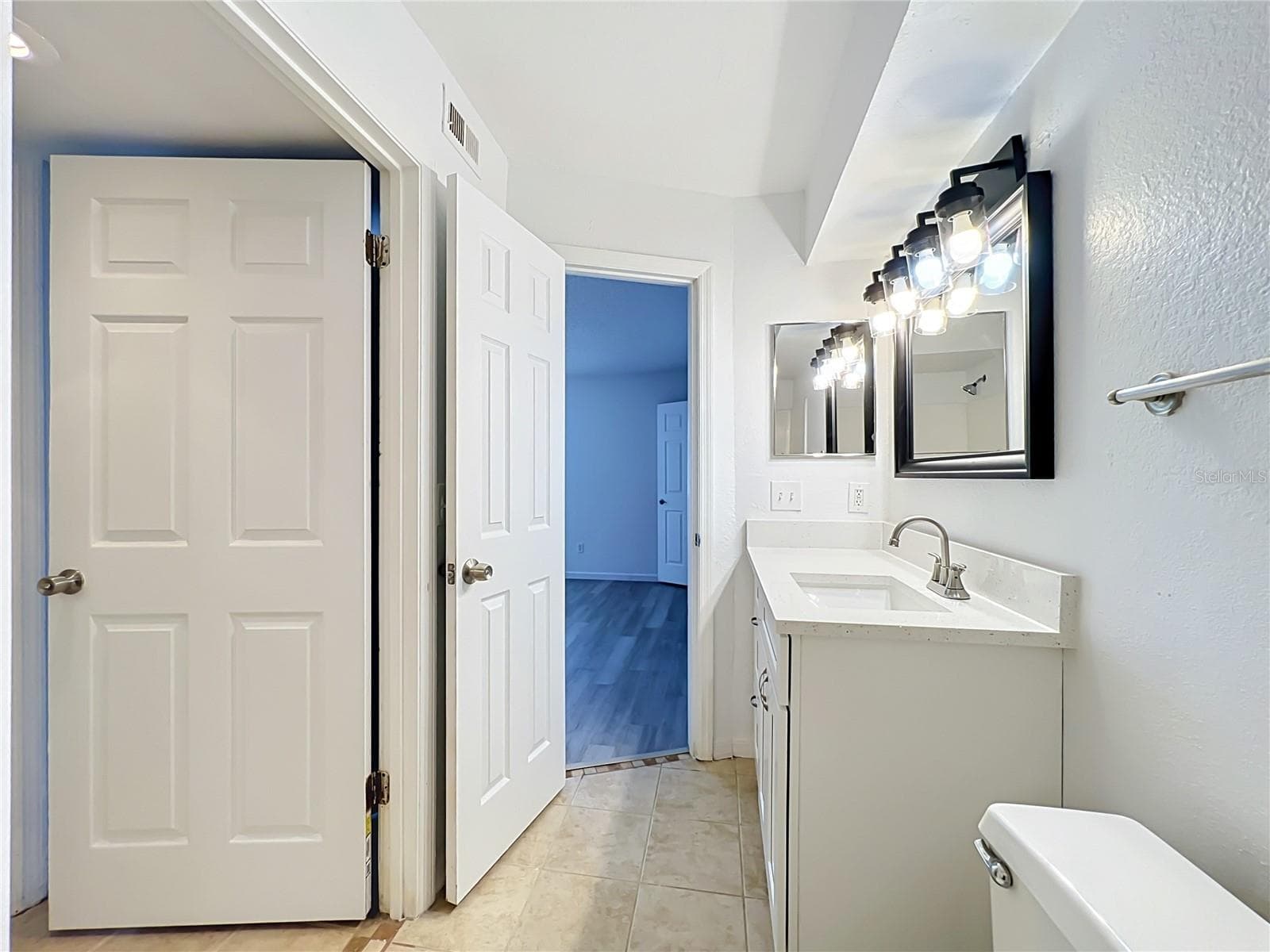 Quadruplex at 5116 CONROY RD #23, ORLANDO, photo 79 of 100