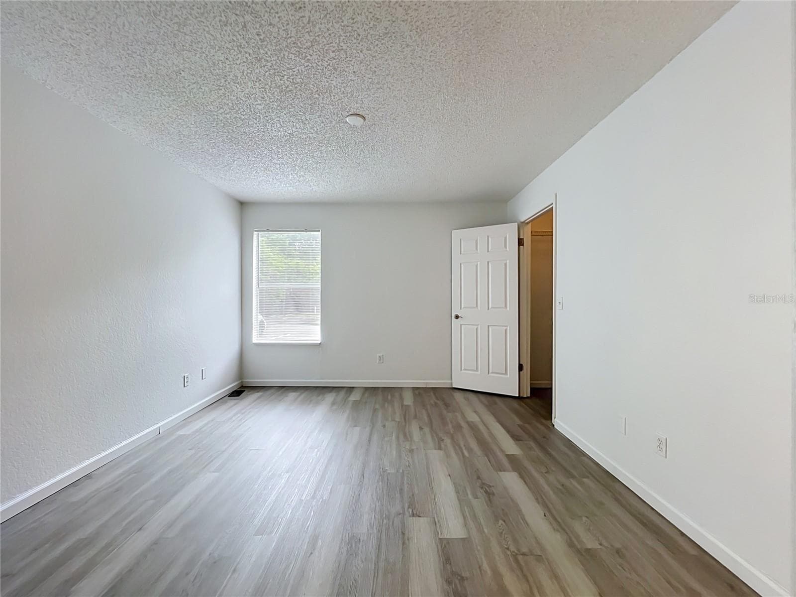 Quadruplex at 5116 CONROY RD #23, ORLANDO, photo 84 of 100