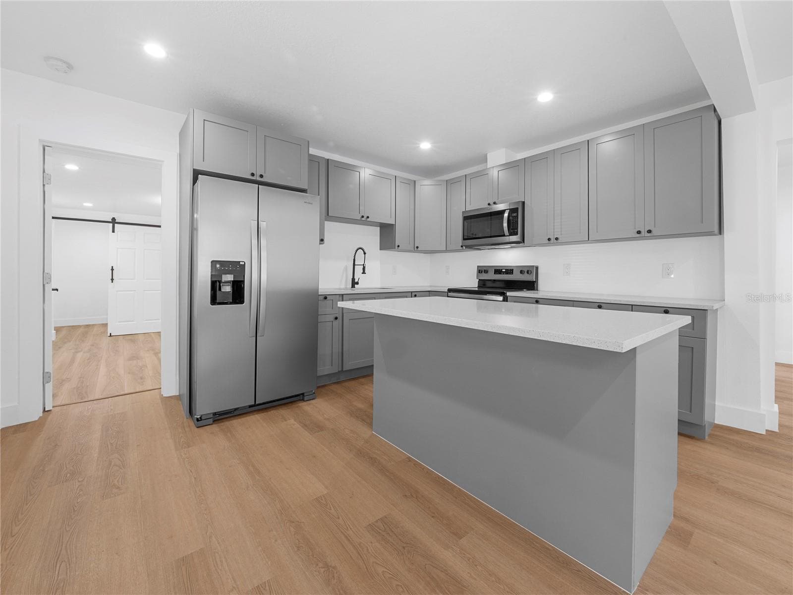 Single Family Residence at 7305 N TALIAFERRO AVE, TAMPA, photo 14 of 39