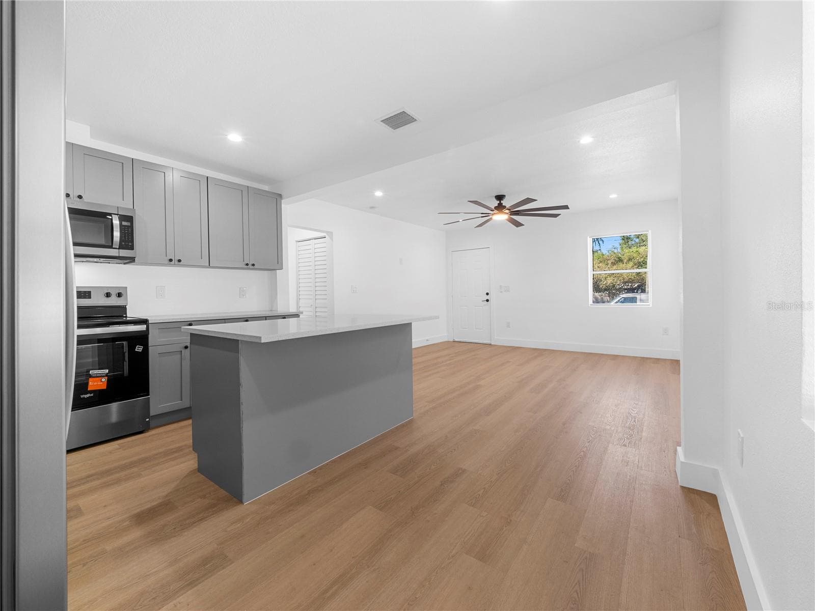 Single Family Residence at 7305 N TALIAFERRO AVE, TAMPA, photo 16 of 39