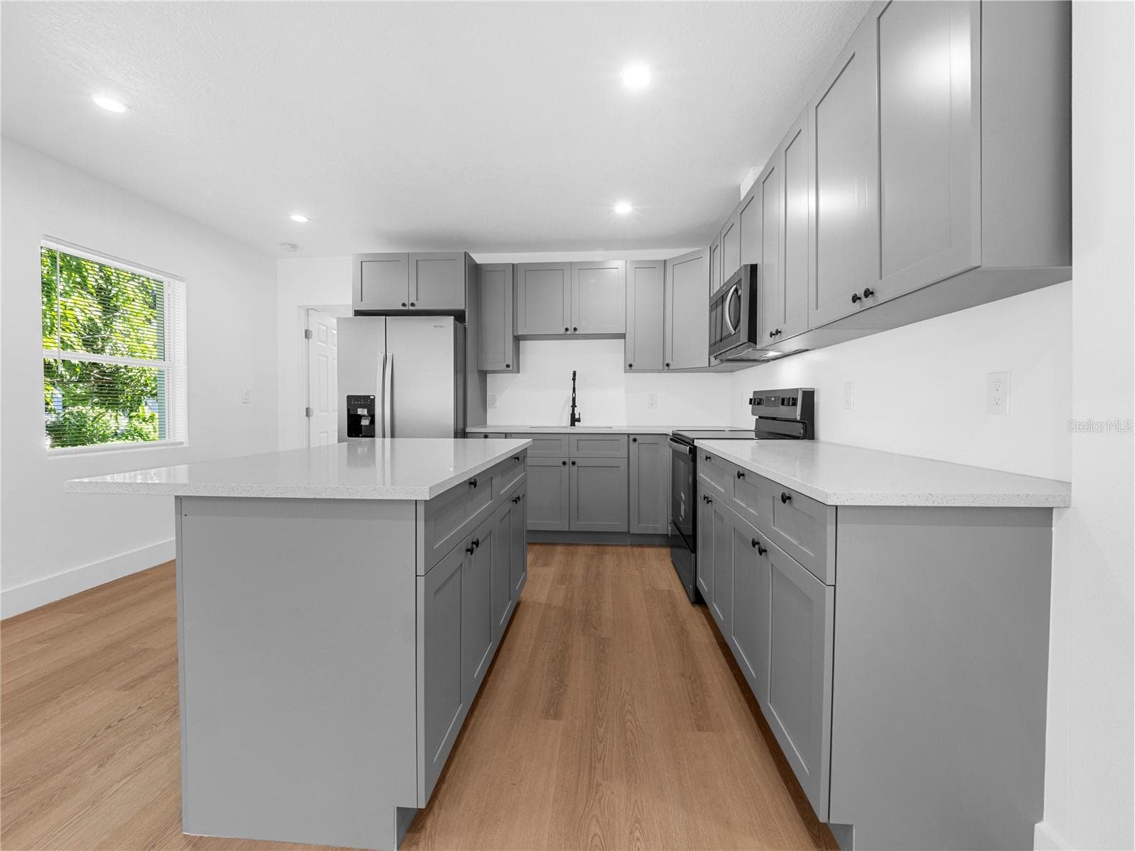 Single Family Residence at 7305 N TALIAFERRO AVE, TAMPA, photo 17 of 39