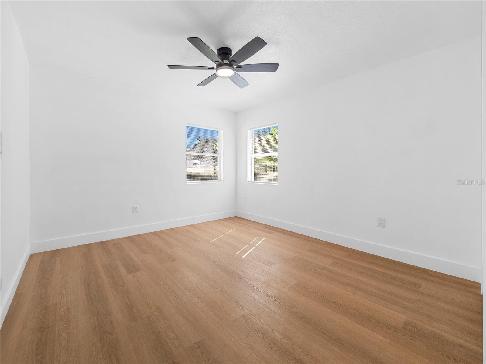 Single Family Residence at 7305 N TALIAFERRO AVE, TAMPA, photo 27 of 39