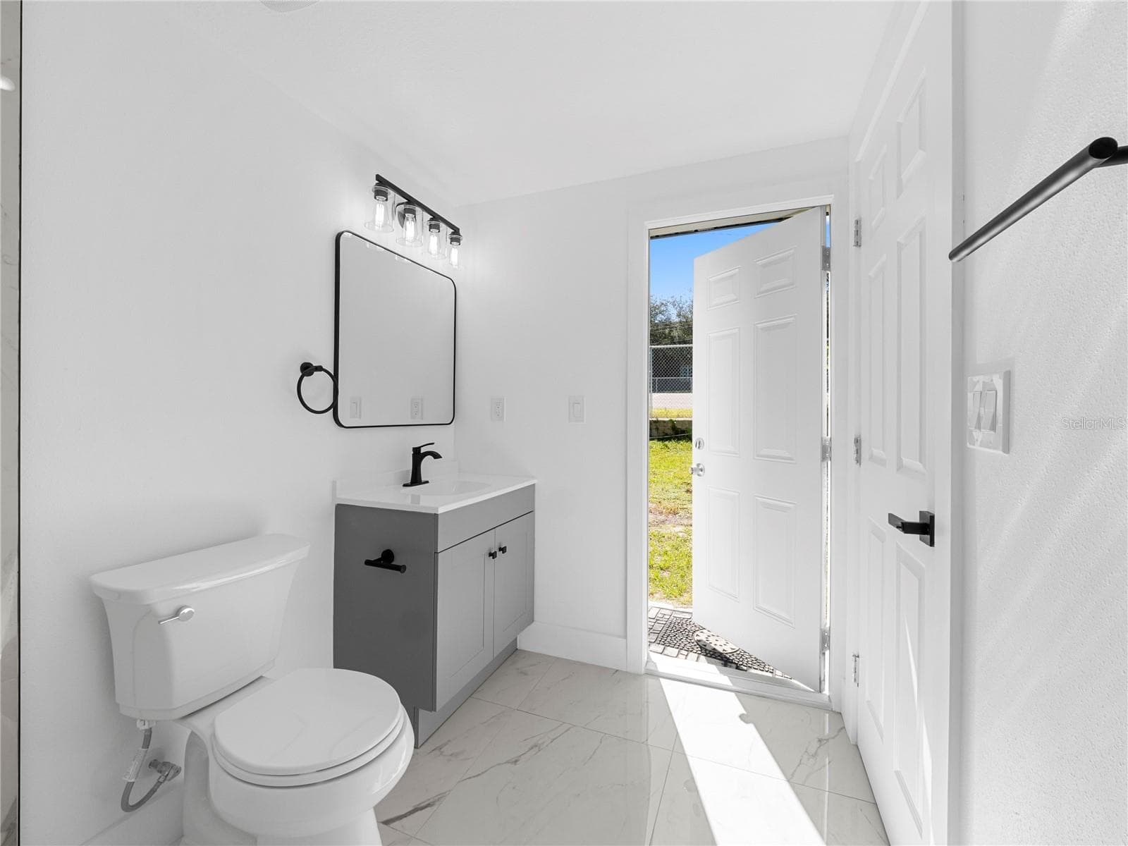 Single Family Residence at 7305 N TALIAFERRO AVE, TAMPA, photo 36 of 39