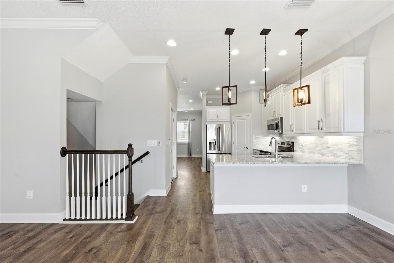 Townhouse at 6072 MOORINGS DR S, ST PETERSBURG, photo 18 of 64