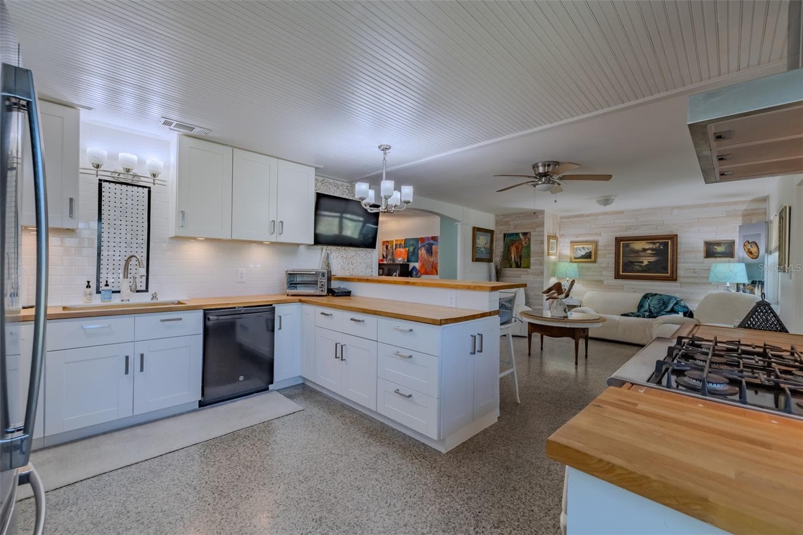 Single Family Residence at 405 2ND ST SW, RUSKIN, photo 15 of 54