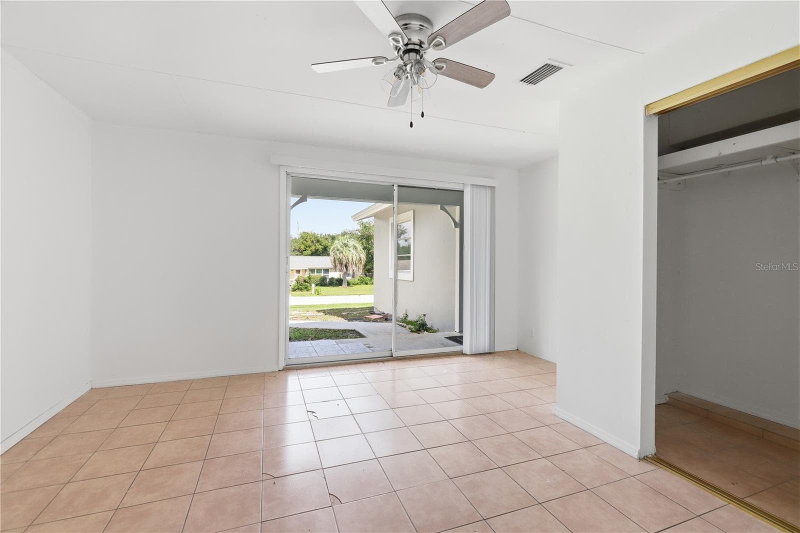 Single Family Residence at 1775 PHILADELPHIA CT, DELTONA, photo 14 of 27