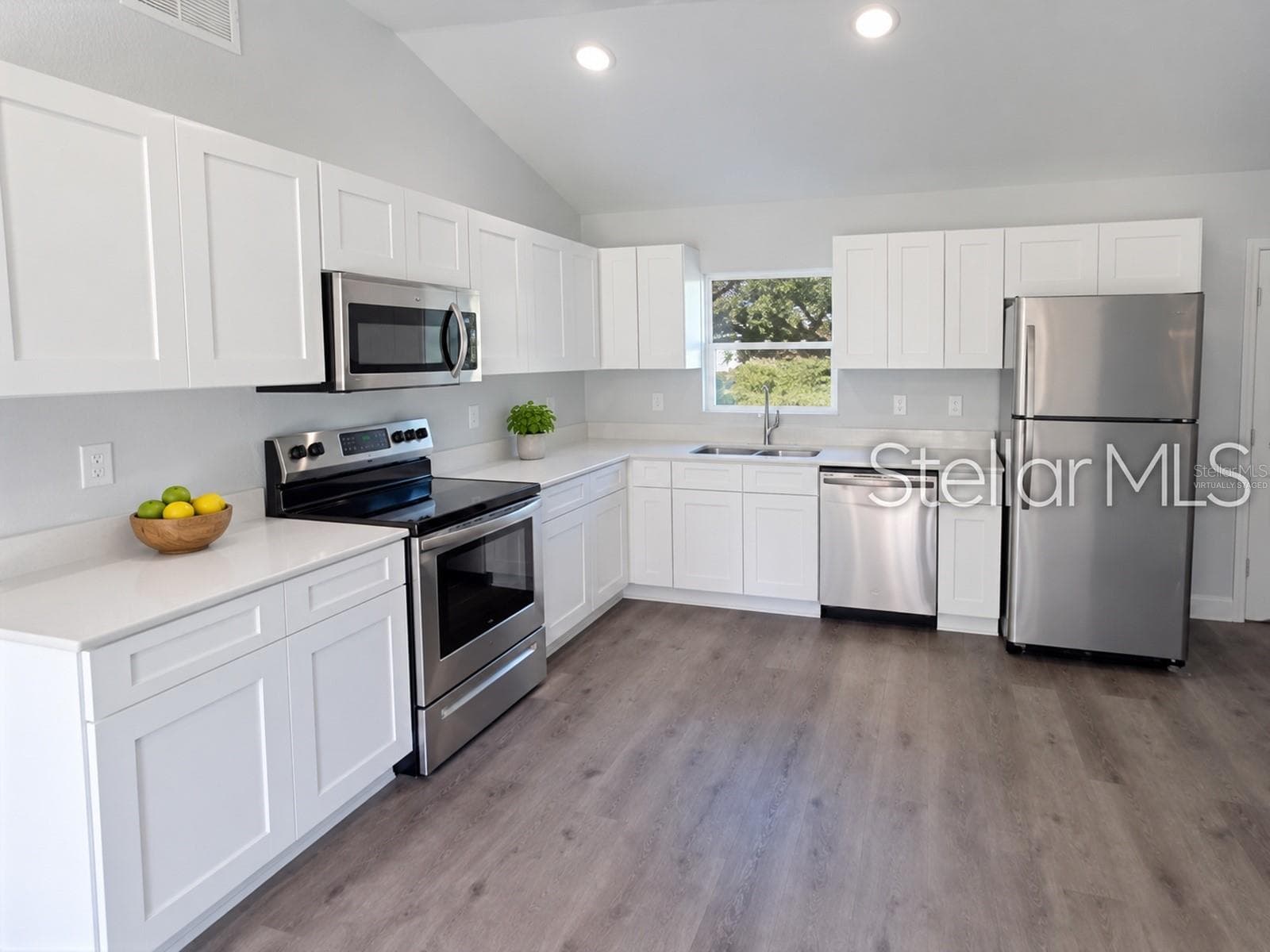 Virtually staged - 134 DOGWOOD DRIVE CIR, OCALA