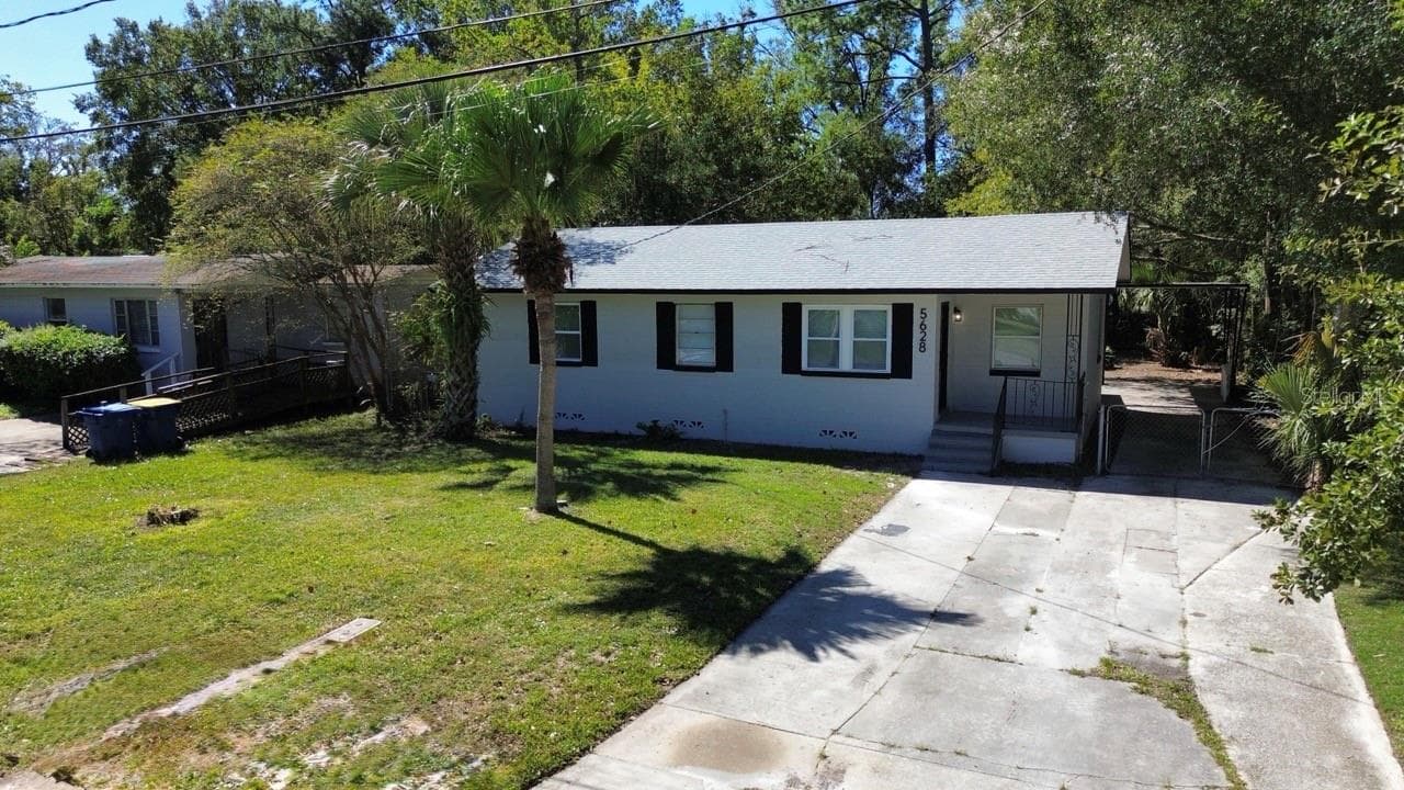 Single Family Residence at 5628 BELAFONTE DR, JACKSONVILLE, photo 5 of 82