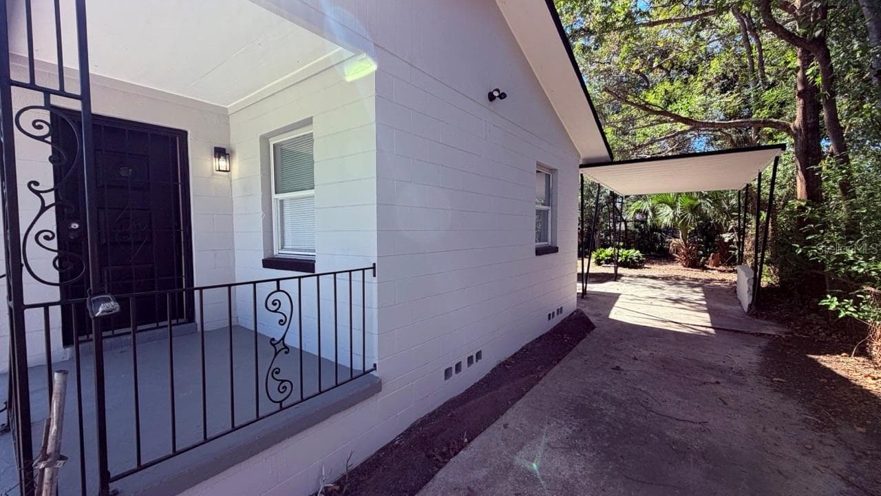 Single Family Residence at 5628 BELAFONTE DR, JACKSONVILLE, photo 11 of 82