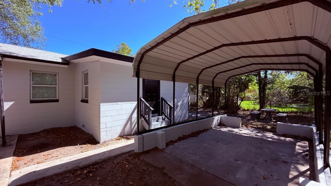 Single Family Residence at 5628 BELAFONTE DR, JACKSONVILLE, photo 14 of 82