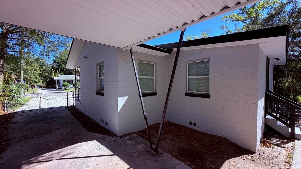 Single Family Residence at 5628 BELAFONTE DR, JACKSONVILLE, photo 17 of 82