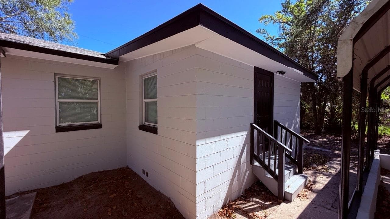 Single Family Residence at 5628 BELAFONTE DR, JACKSONVILLE, photo 18 of 82