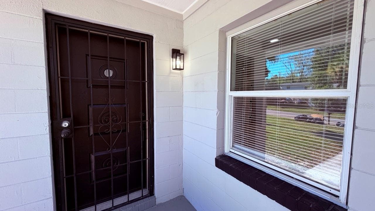 Single Family Residence at 5628 BELAFONTE DR, JACKSONVILLE, photo 23 of 82