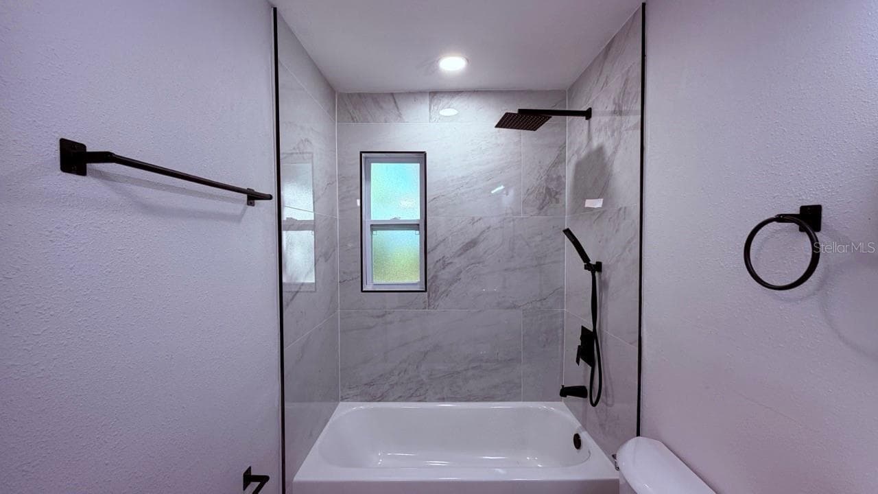 Single Family Residence at 5628 BELAFONTE DR, JACKSONVILLE, photo 56 of 82