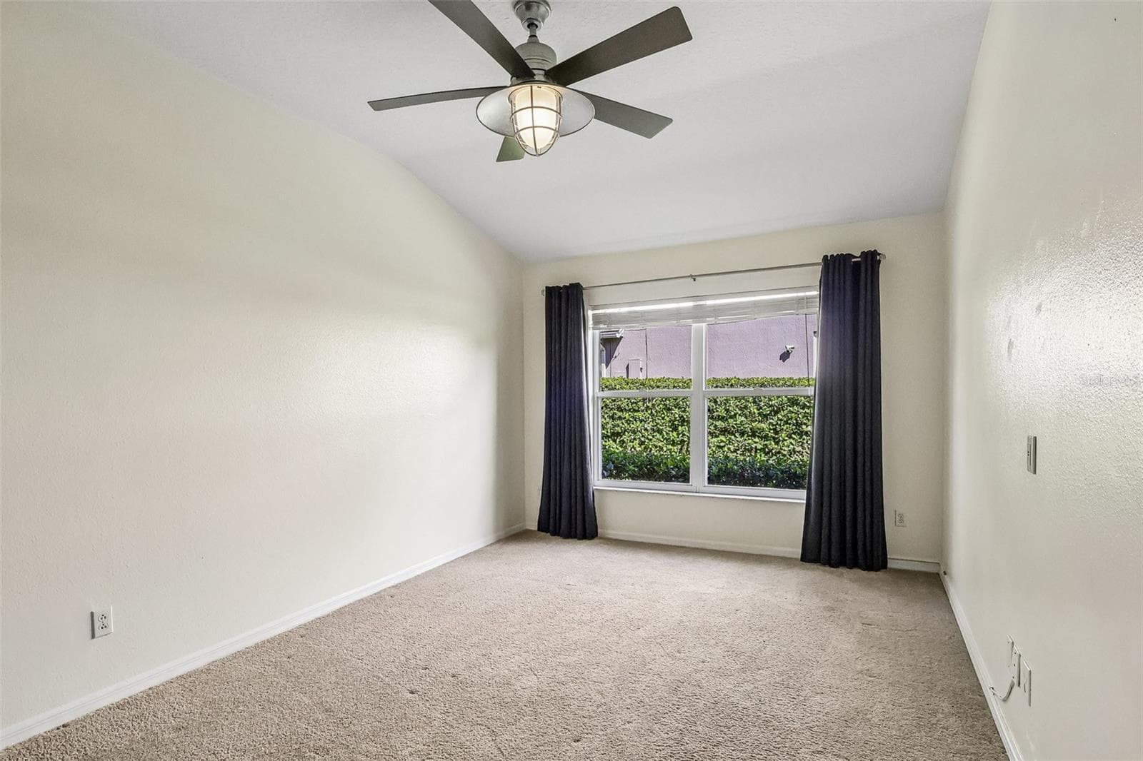 Single Family Residence at 1113 HAWTHORNE COVE DR, OCOEE, photo 15 of 43