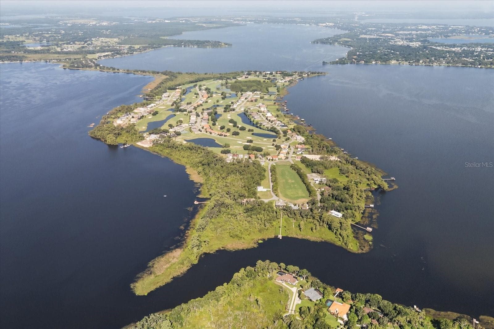 Deer Island - Lake Dora on right, Lake Beauclair on left - 29901 OSPREY CT, TAVARES