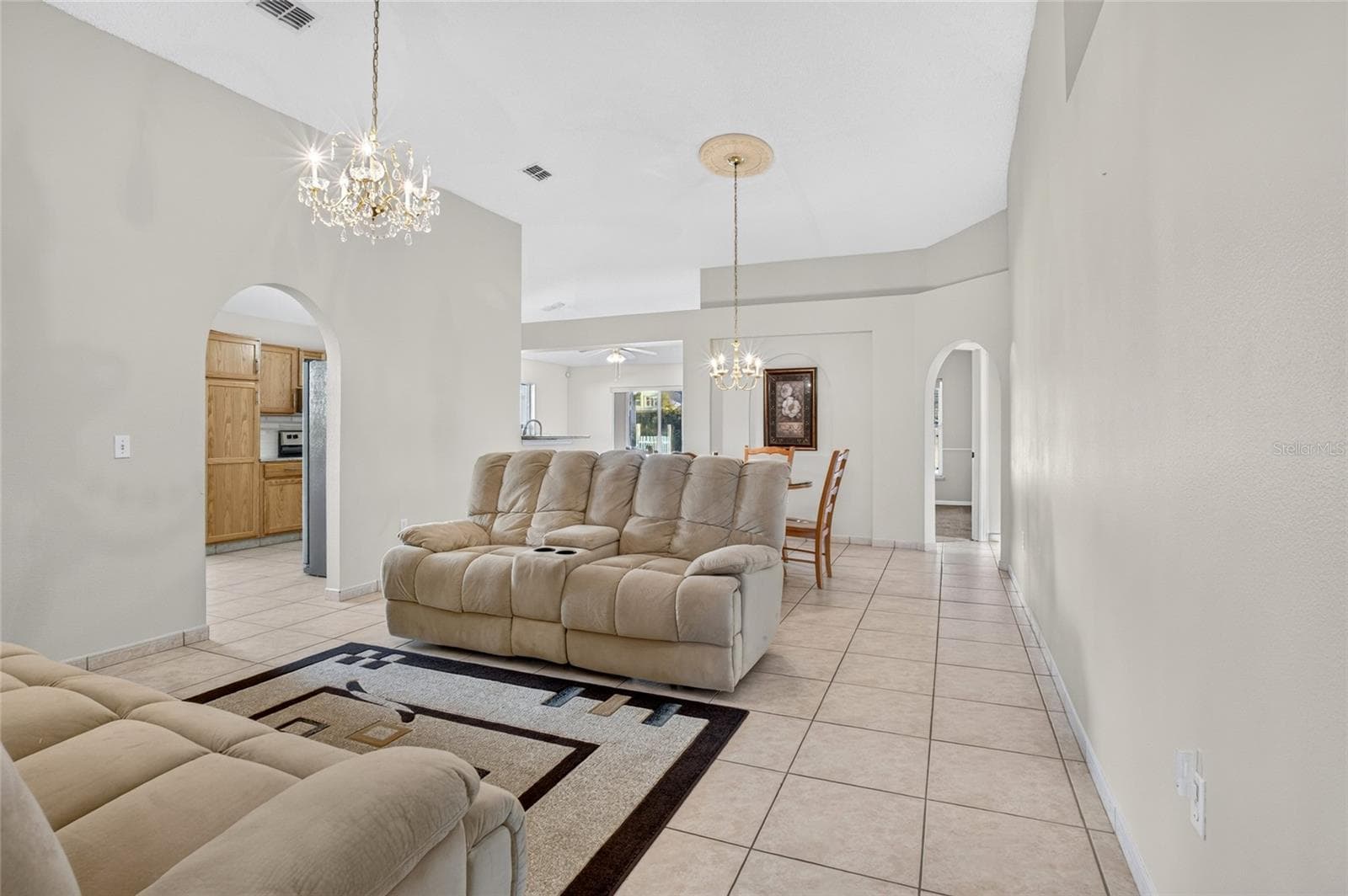 Single Family Residence at 16111 WILKINSON DR, CLERMONT, photo 4 of 33
