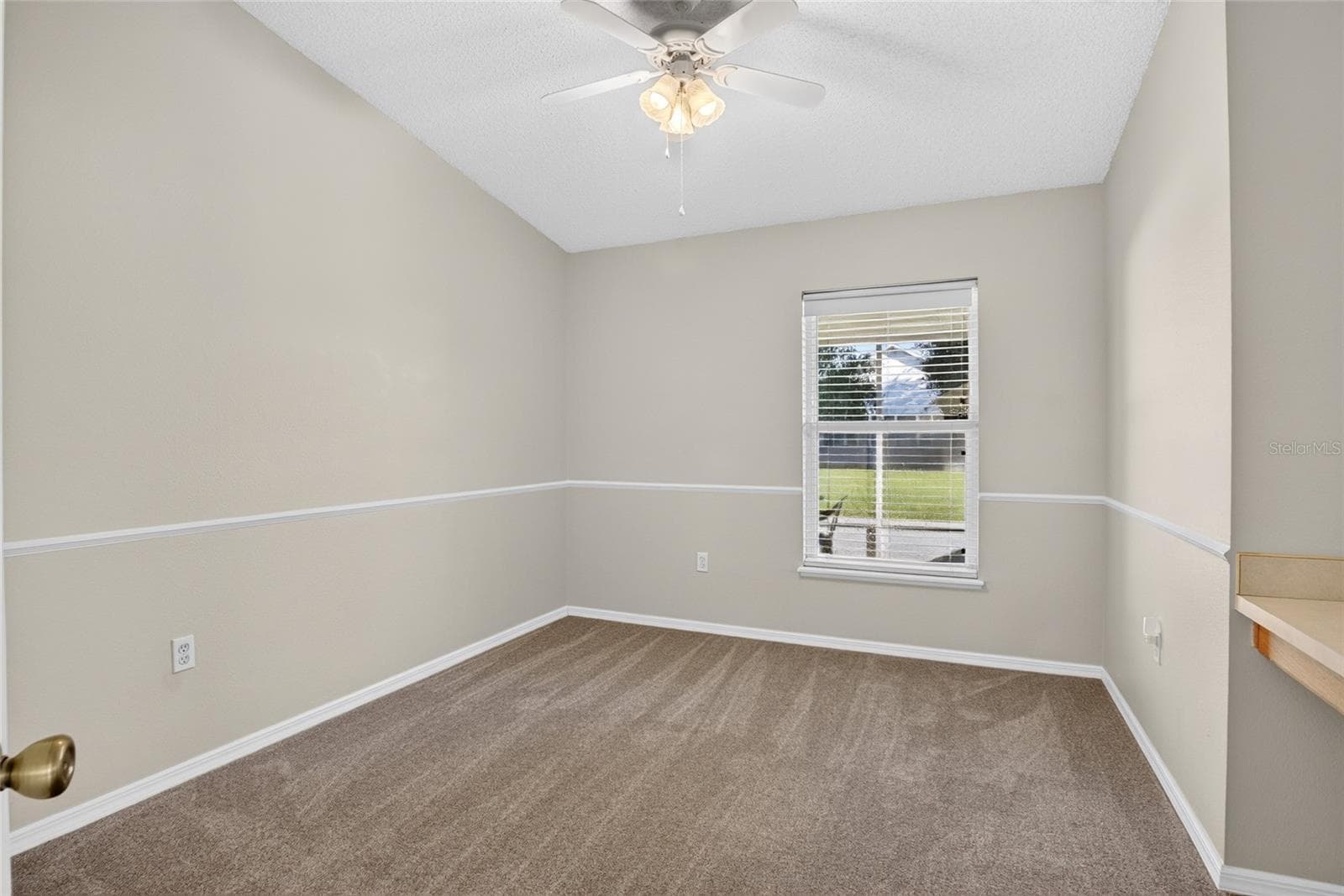 Single Family Residence at 16111 WILKINSON DR, CLERMONT, photo 22 of 33