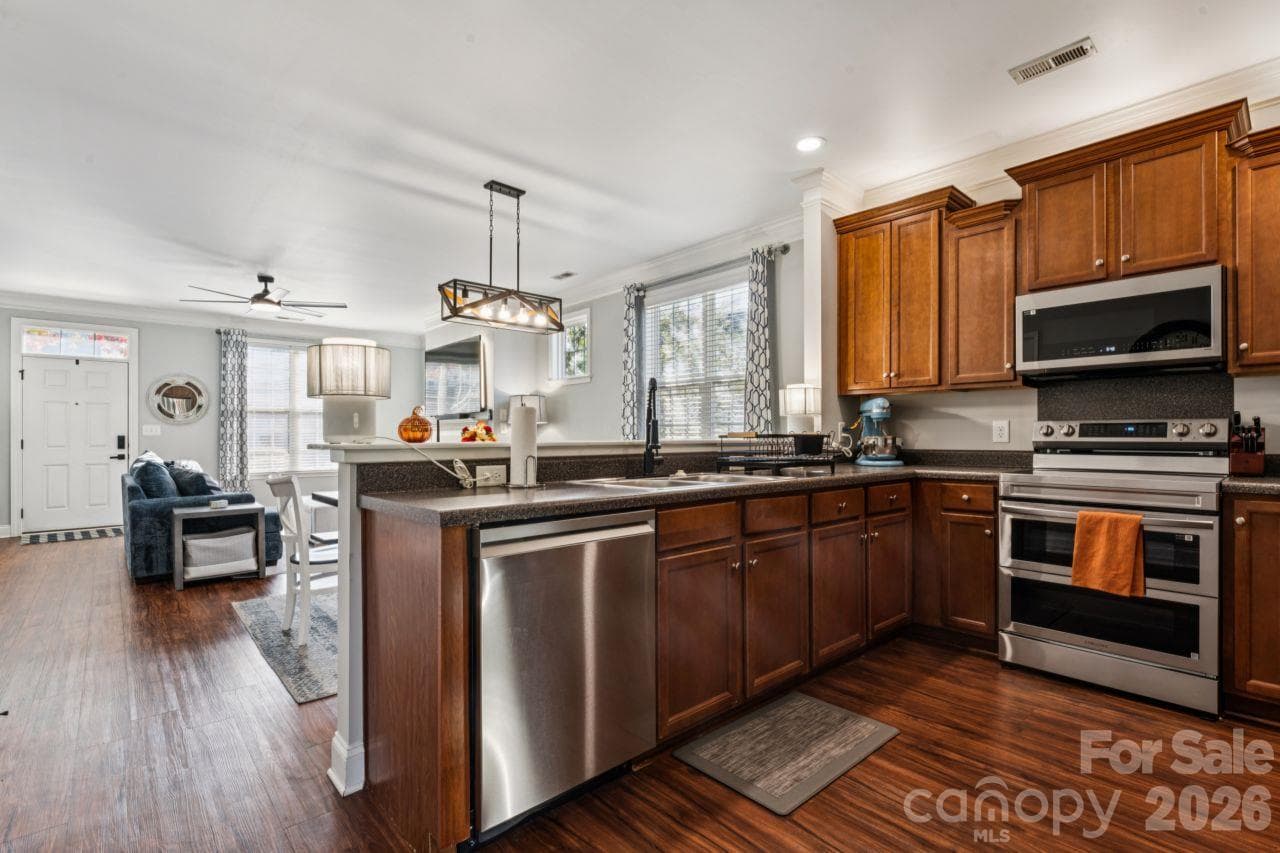 Townhouse at 363 Beacon Street, Concord, photo 4 of 24