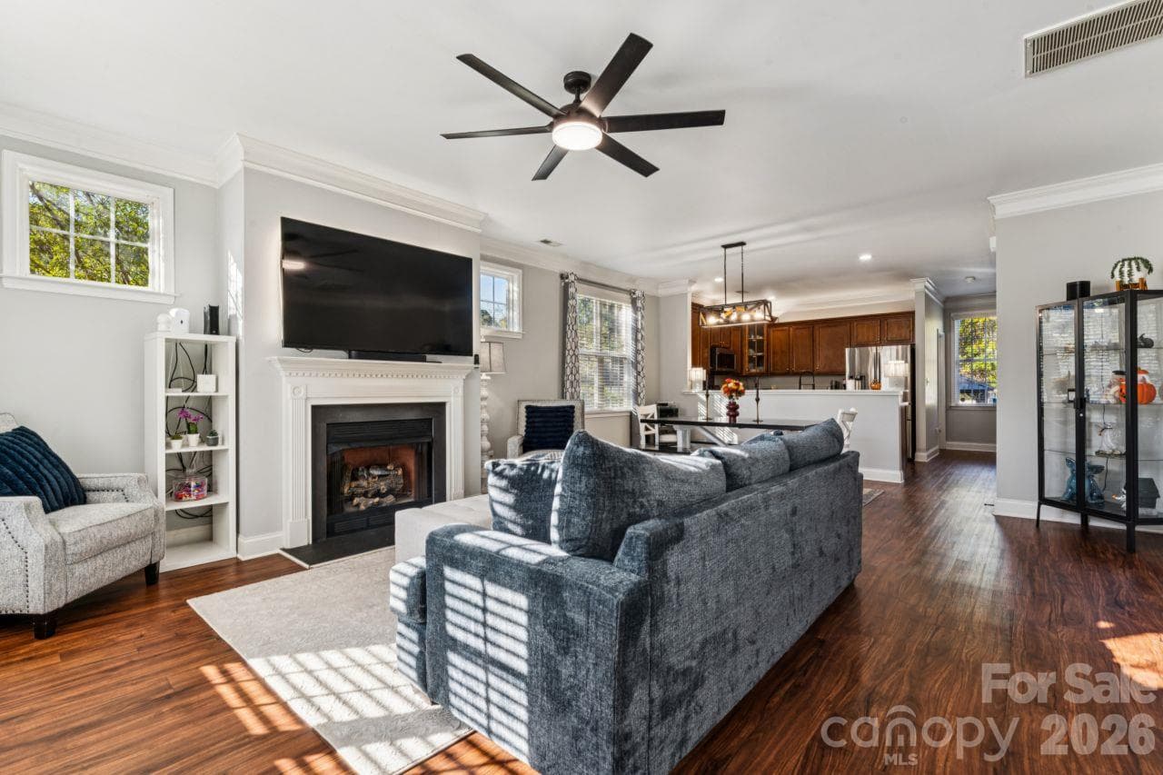Townhouse at 363 Beacon Street, Concord, photo 10 of 24