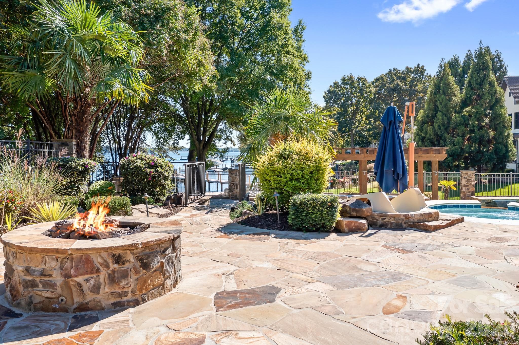 Single Family Residence at 17532 Sail View Drive, Cornelius, photo 41 of 42
