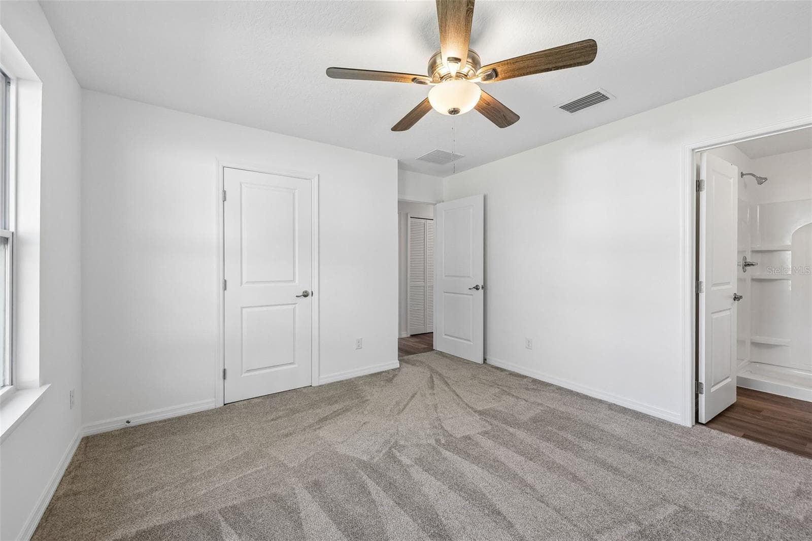 Single Family Residence at 40091 OAKRIDGE DR, LADY LAKE, photo 21 of 30