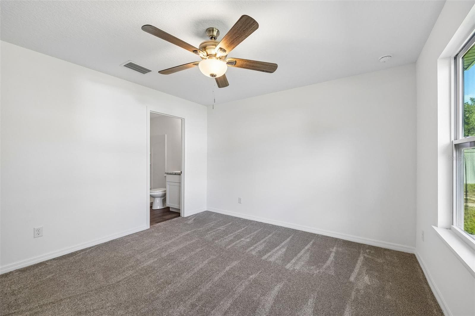 Single Family Residence at 40091 OAKRIDGE DR, LADY LAKE, photo 22 of 30