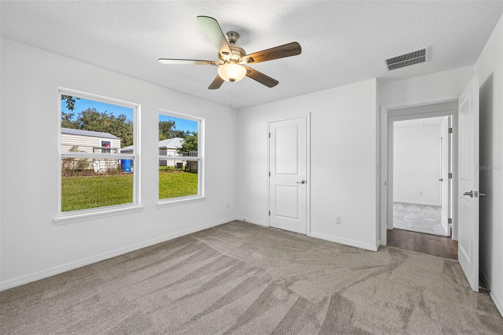 Single Family Residence at 40091 OAKRIDGE DR, LADY LAKE, photo 23 of 30