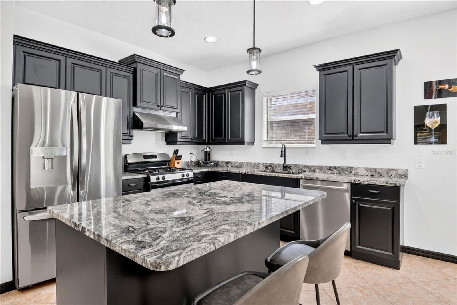 Single Family Residence at 4914 TORREY PINES RUN, BRADENTON, photo 11 of 78