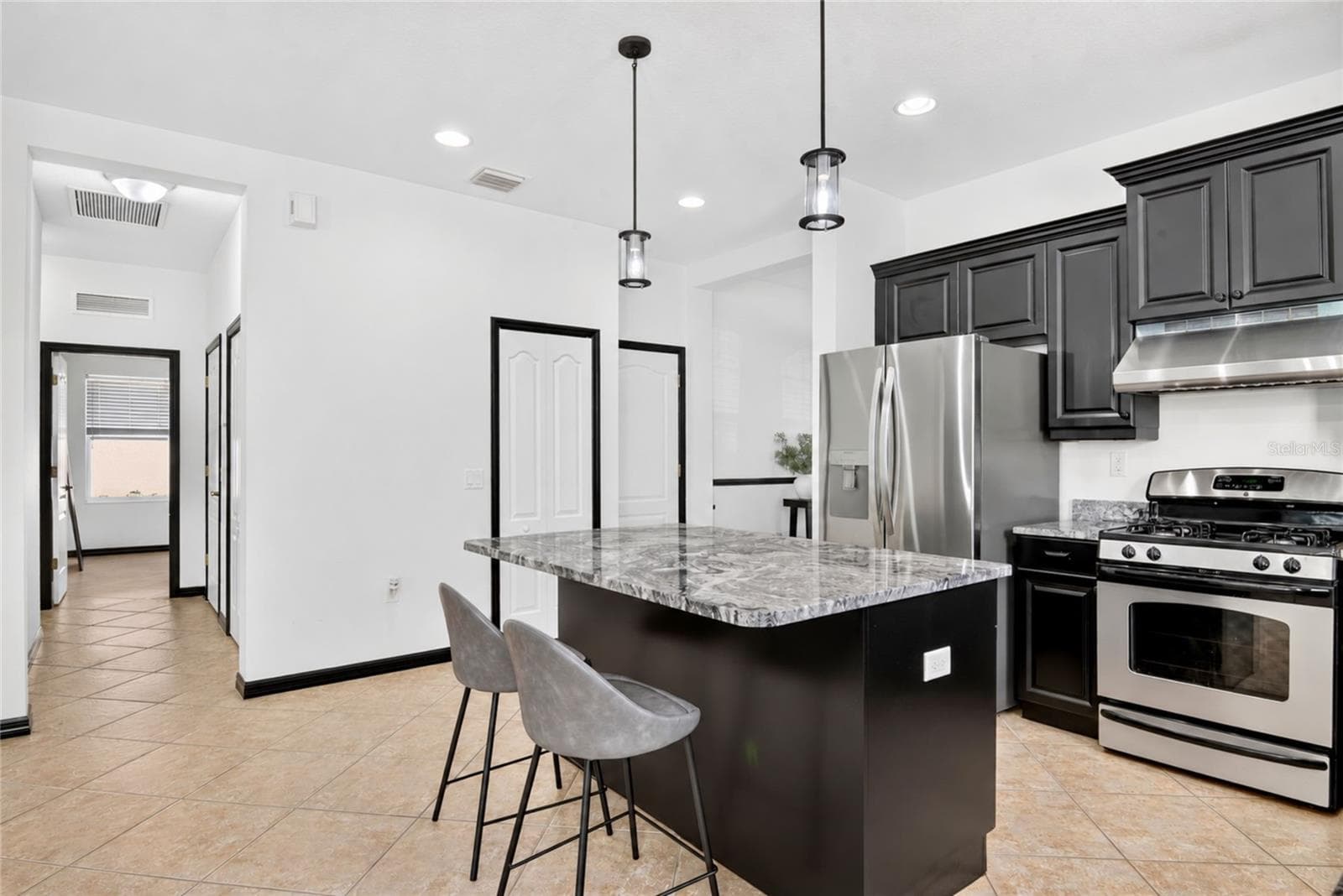 Single Family Residence at 4914 TORREY PINES RUN, BRADENTON, photo 15 of 78