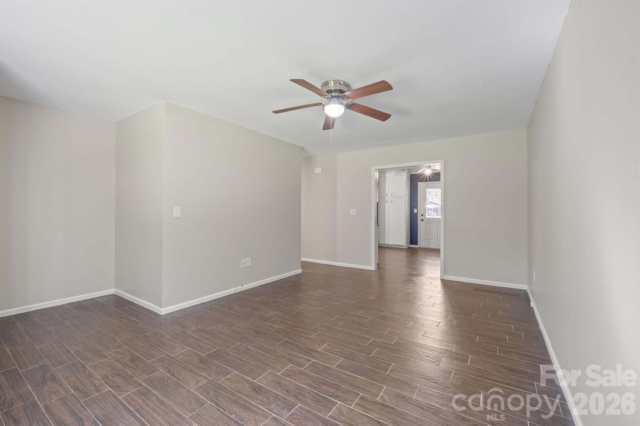 Townhouse at 731 10th Avenue NE, Hickory, photo 7 of 30