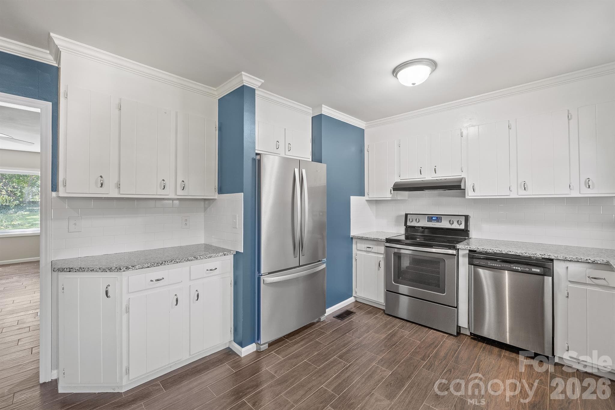 Townhouse at 731 10th Avenue NE, Hickory, photo 13 of 30