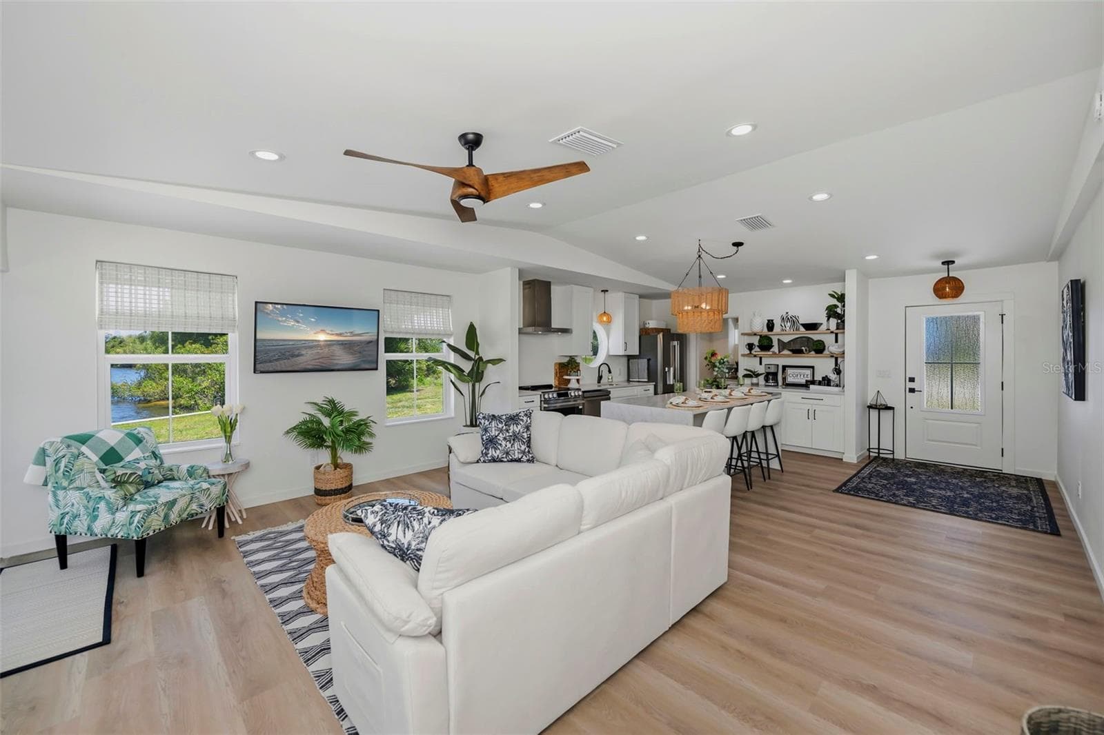 Single Family Residence at 3404 LAKE VIEW BLVD, PORT CHARLOTTE, photo 76 of 101