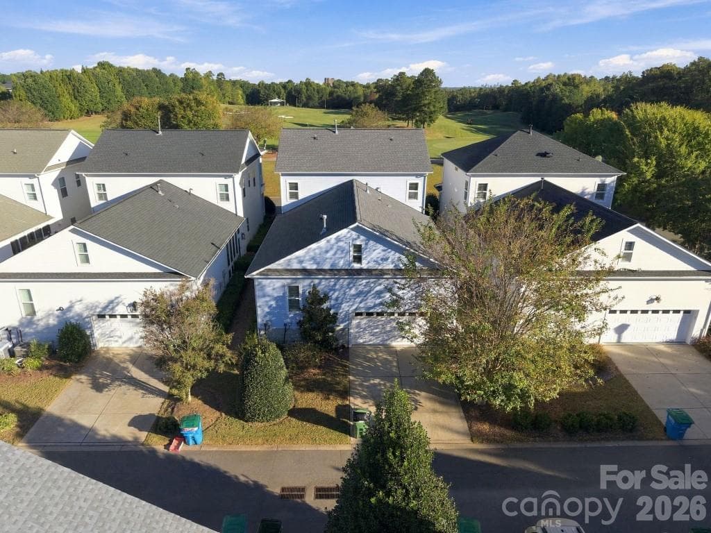 Single Family Residence at 720 Loretto Lane, Fort Mill, photo 15 of 48