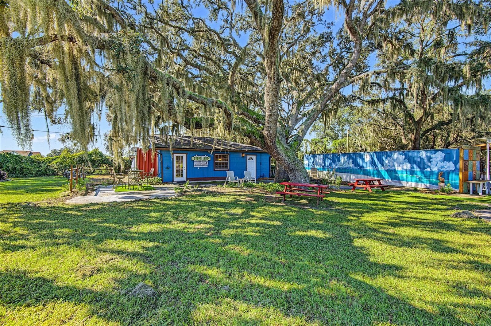 Single Family Residence at 15300 LAKE IOLA RD, DADE CITY, photo 3 of 93