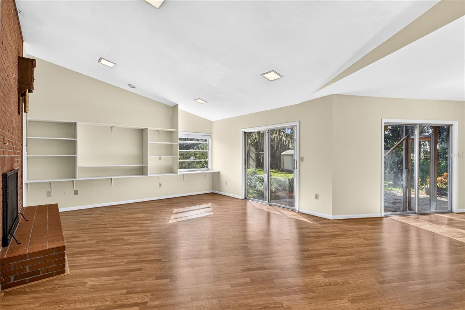 Single Family Residence at 15300 LAKE IOLA RD, DADE CITY, photo 12 of 93