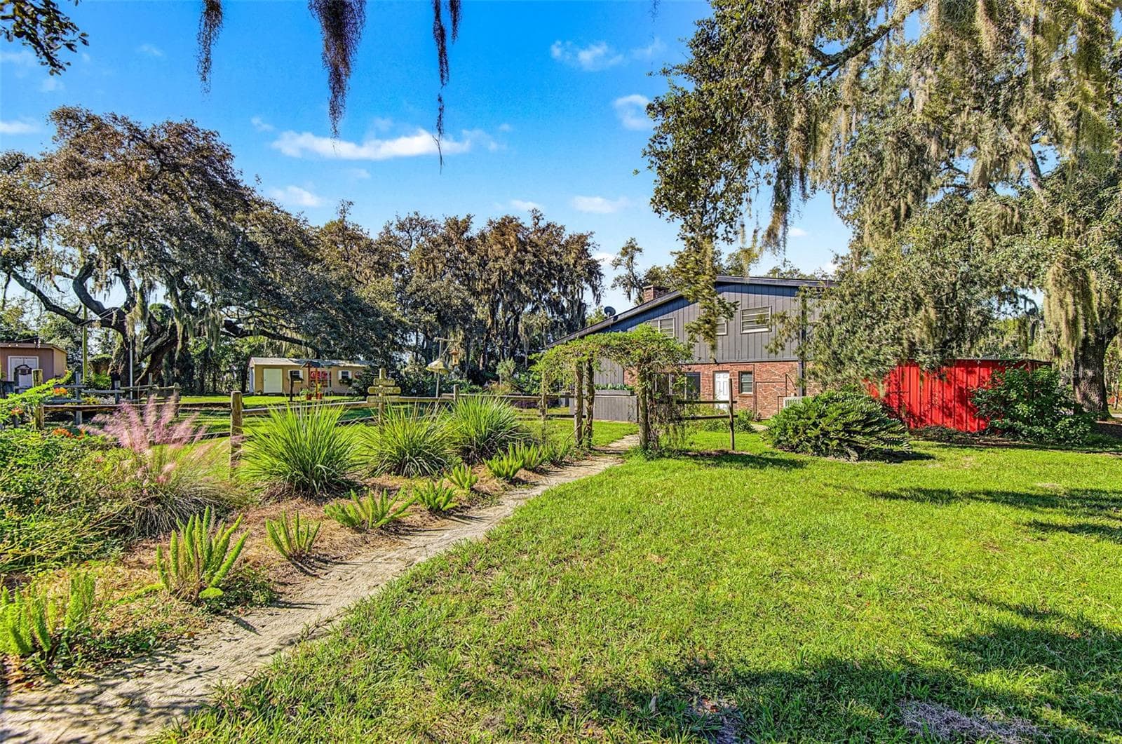 Single Family Residence at 15300 LAKE IOLA RD, DADE CITY, photo 41 of 93