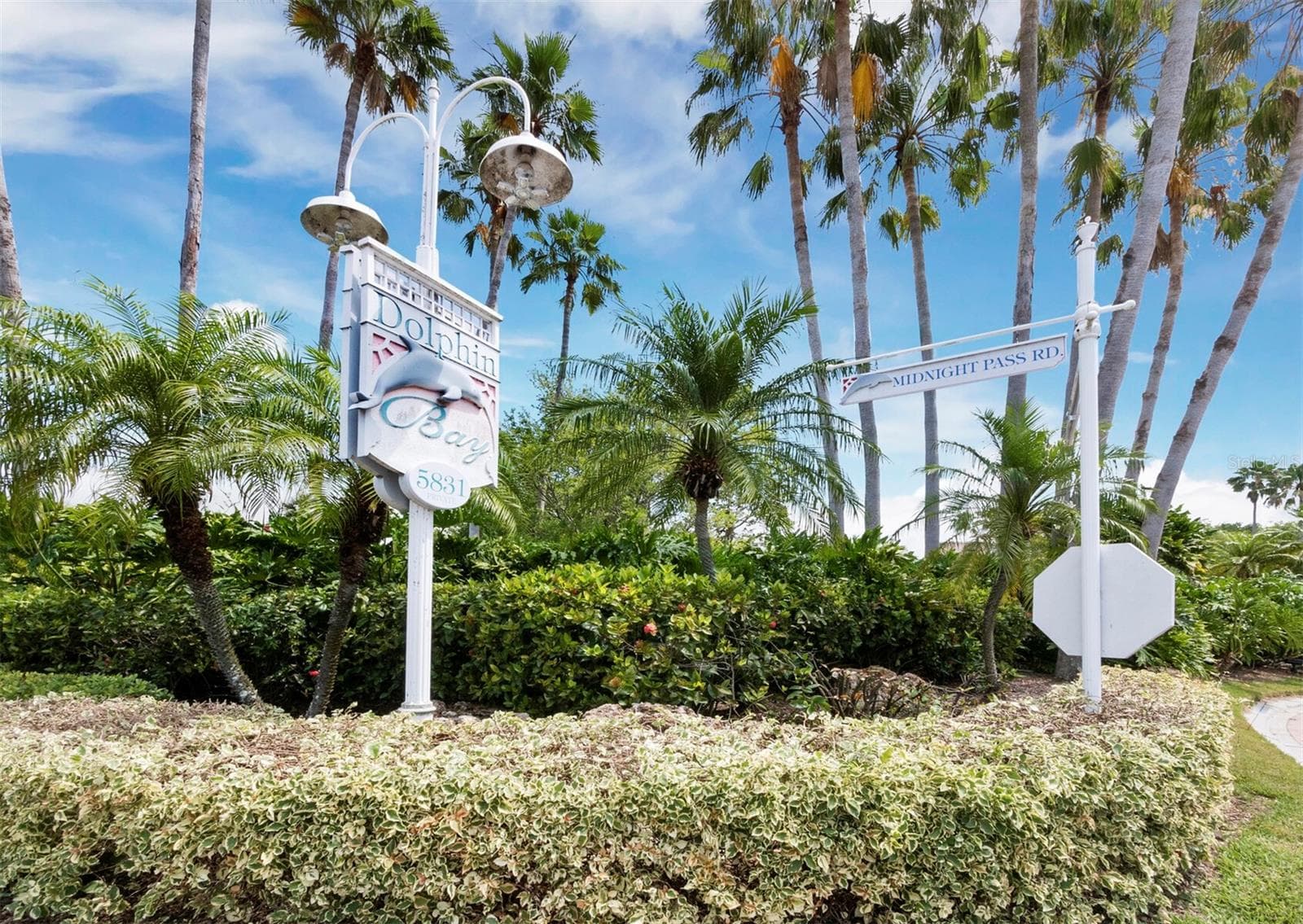 Gated entry to community - 1260 DOLPHIN BAY WAY #301, SARASOTA