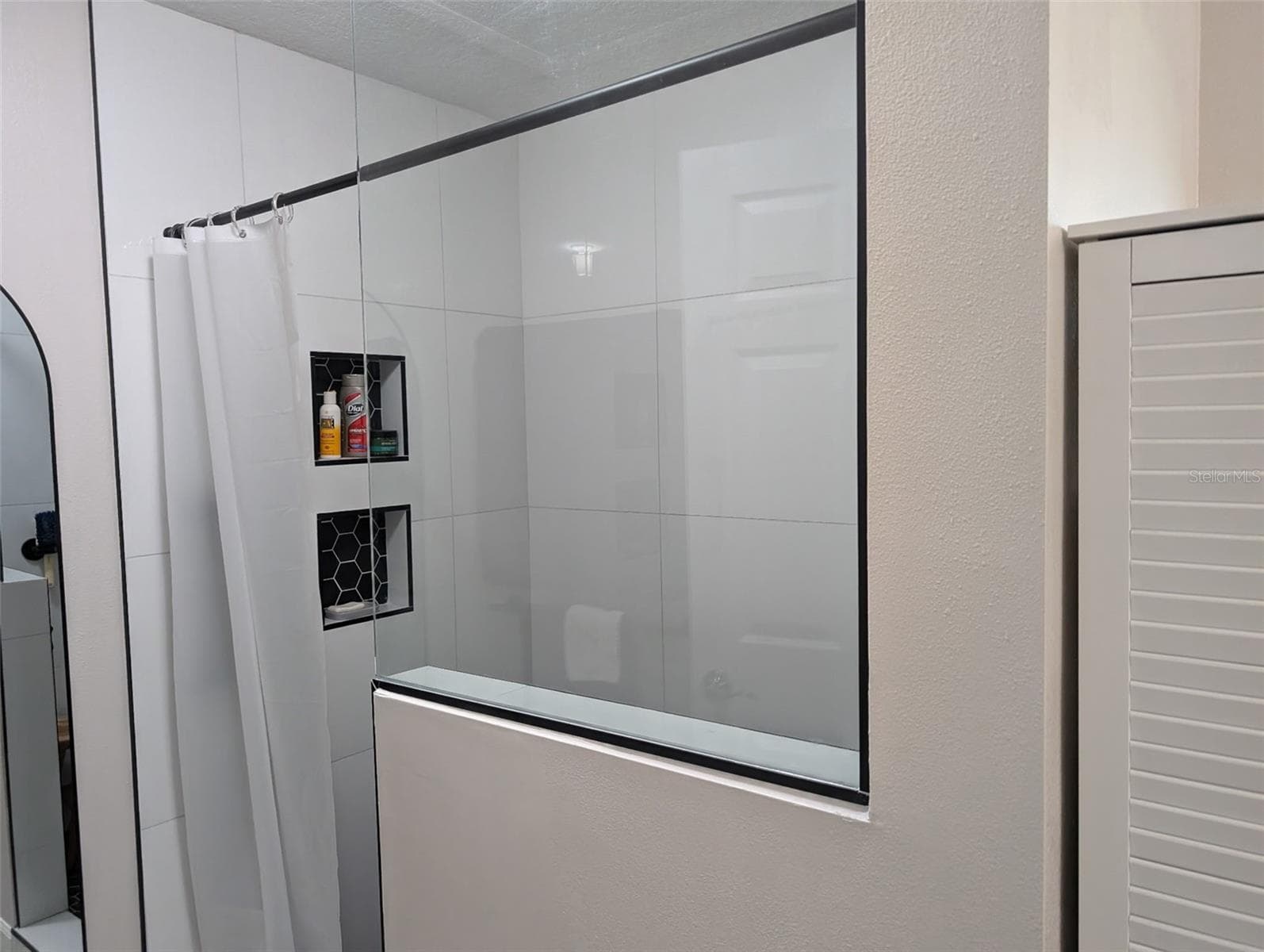 Primary bath updated shower - 2526 RUSK CT, DELTONA