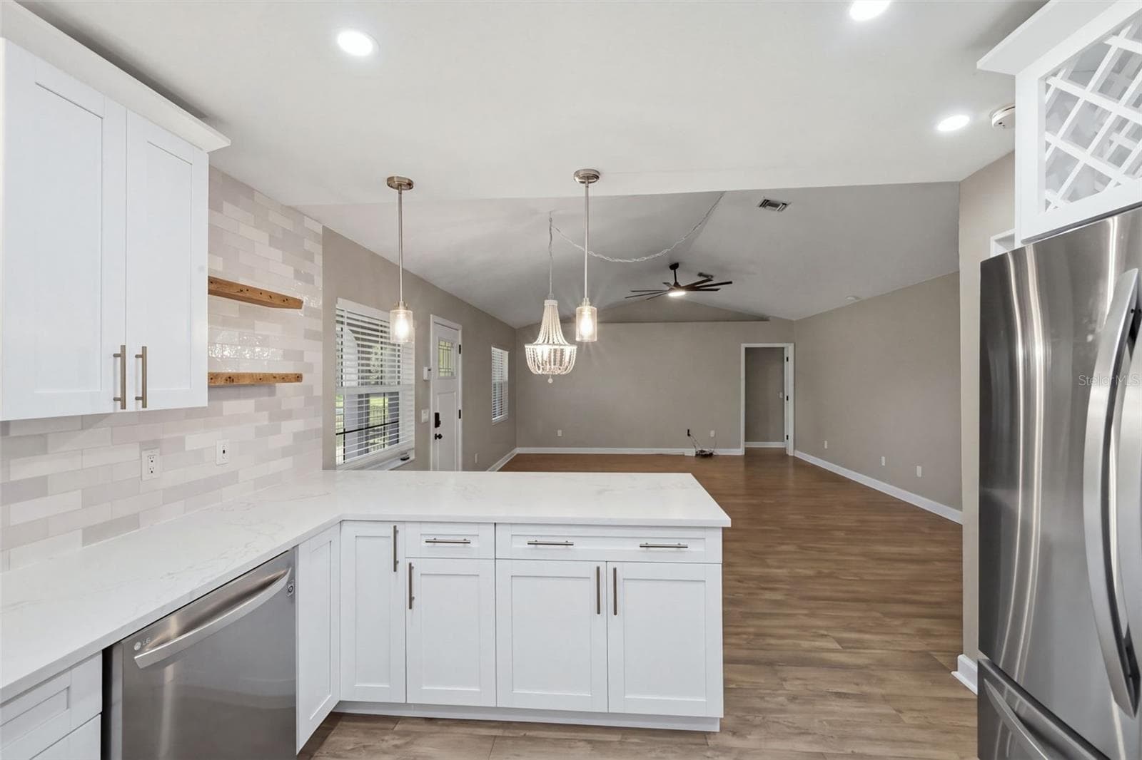 Single Family Residence at 11711 MESSLER RD, GIBSONTON, photo 6 of 65