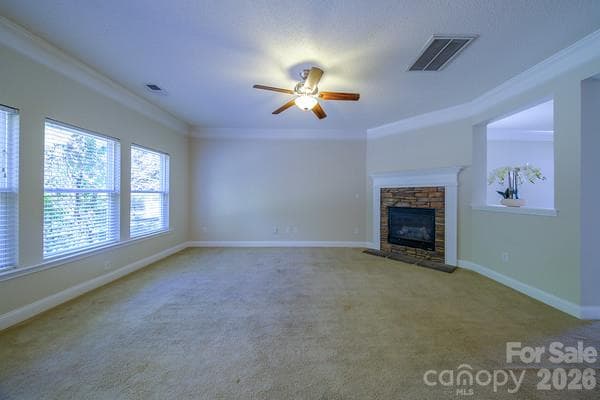 Single Family Residence at 13325 Pontchatrain Avenue, Charlotte, photo 3 of 19