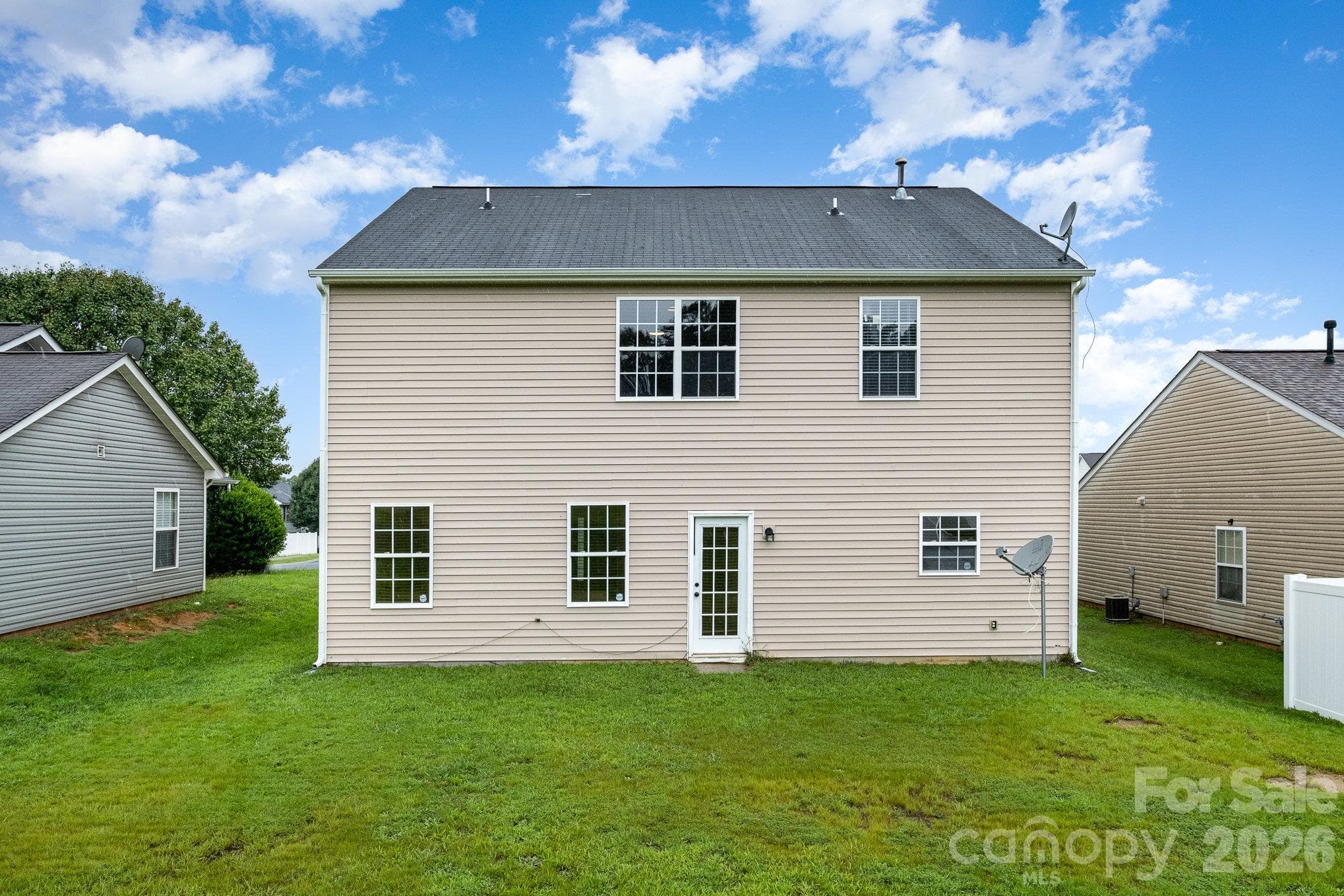 Single Family Residence at 1018 Clover Gap Drive, Charlotte, photo 21 of 24