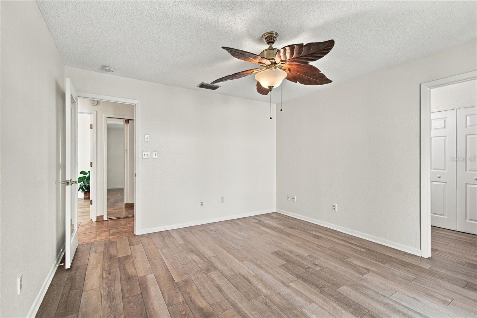Single Family Residence at 3445 35TH ST N, ST PETERSBURG, photo 26 of 54