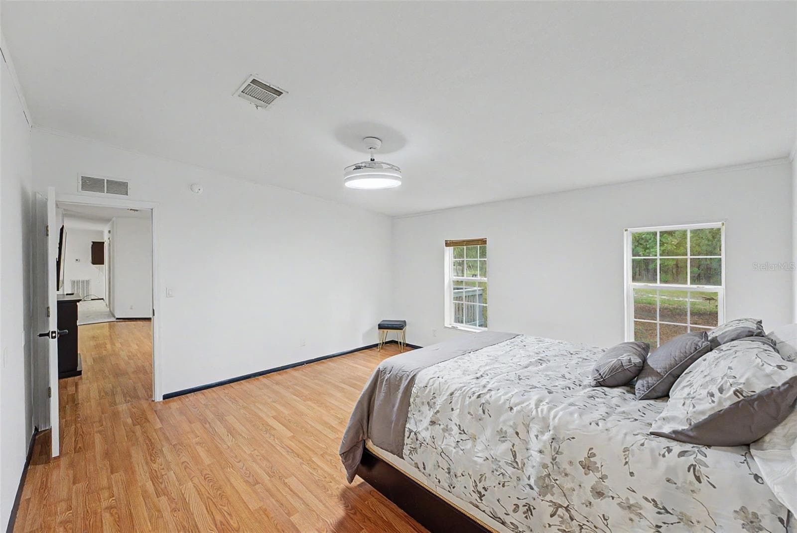 Manufactured Home at 17926 SE 49TH PL, HAWTHORNE, photo 57 of 93