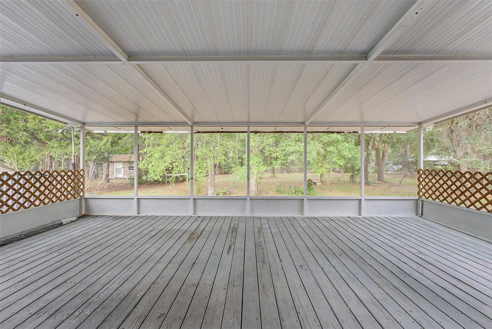 Manufactured Home at 17926 SE 49TH PL, HAWTHORNE, photo 85 of 93