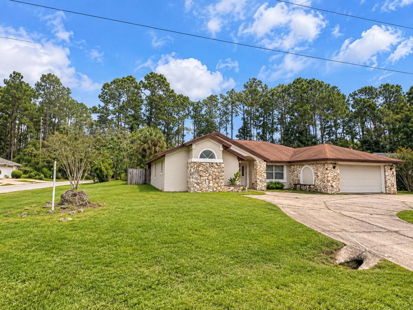 1 WINDSOR PL