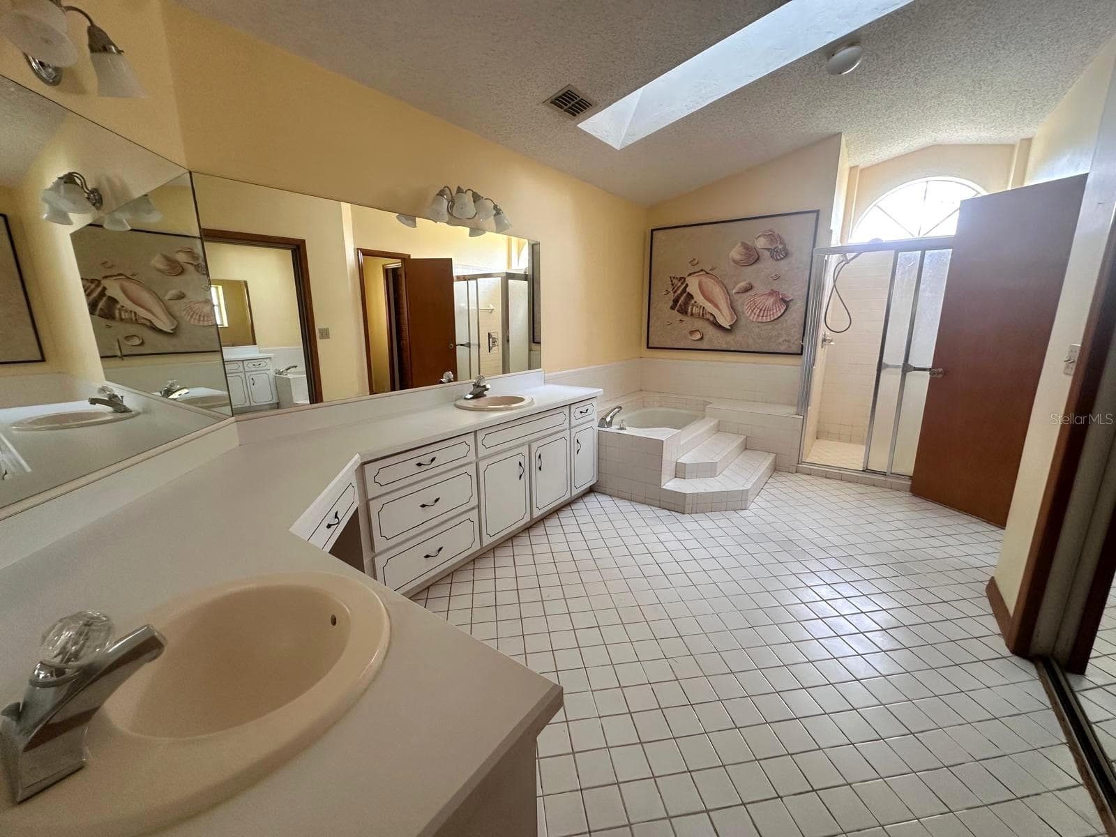Single Family Residence at 1 WINDSOR PL, PALM COAST, photo 18 of 19