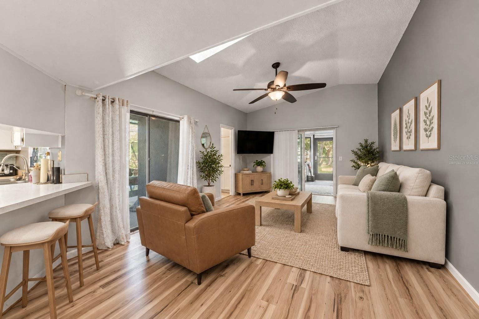 Virtually Staged - 4277 SW 143RD LANE RD, OCALA