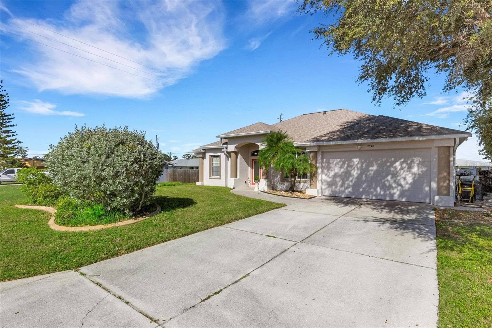 Single Family Residence at 1232 PORPOISE RD, VENICE, photo 2 of 63