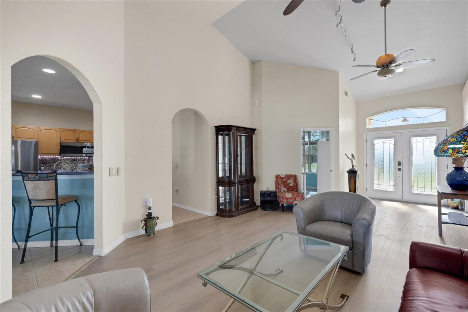 Single Family Residence at 1232 PORPOISE RD, VENICE, photo 6 of 63